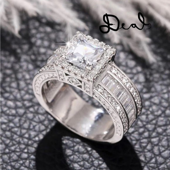 SILVER DIAMOND BRIADAL RING - Picture 4 of 11